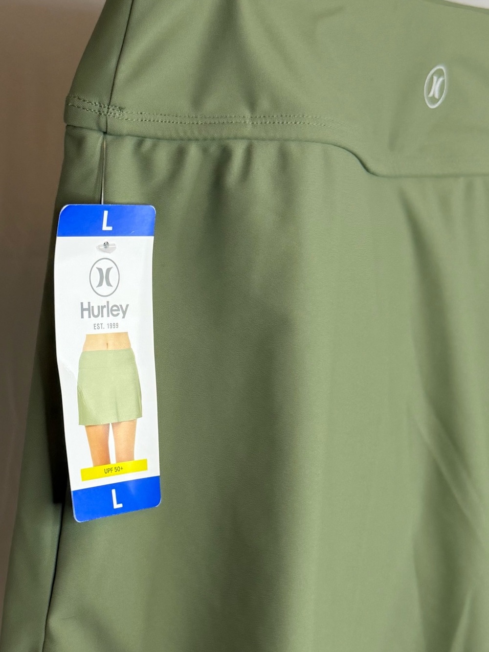 Hurley Green Swim Skort Large UPF 50+ Built In Shorts Athletic Beach Skirt - Picture 3 of 7
